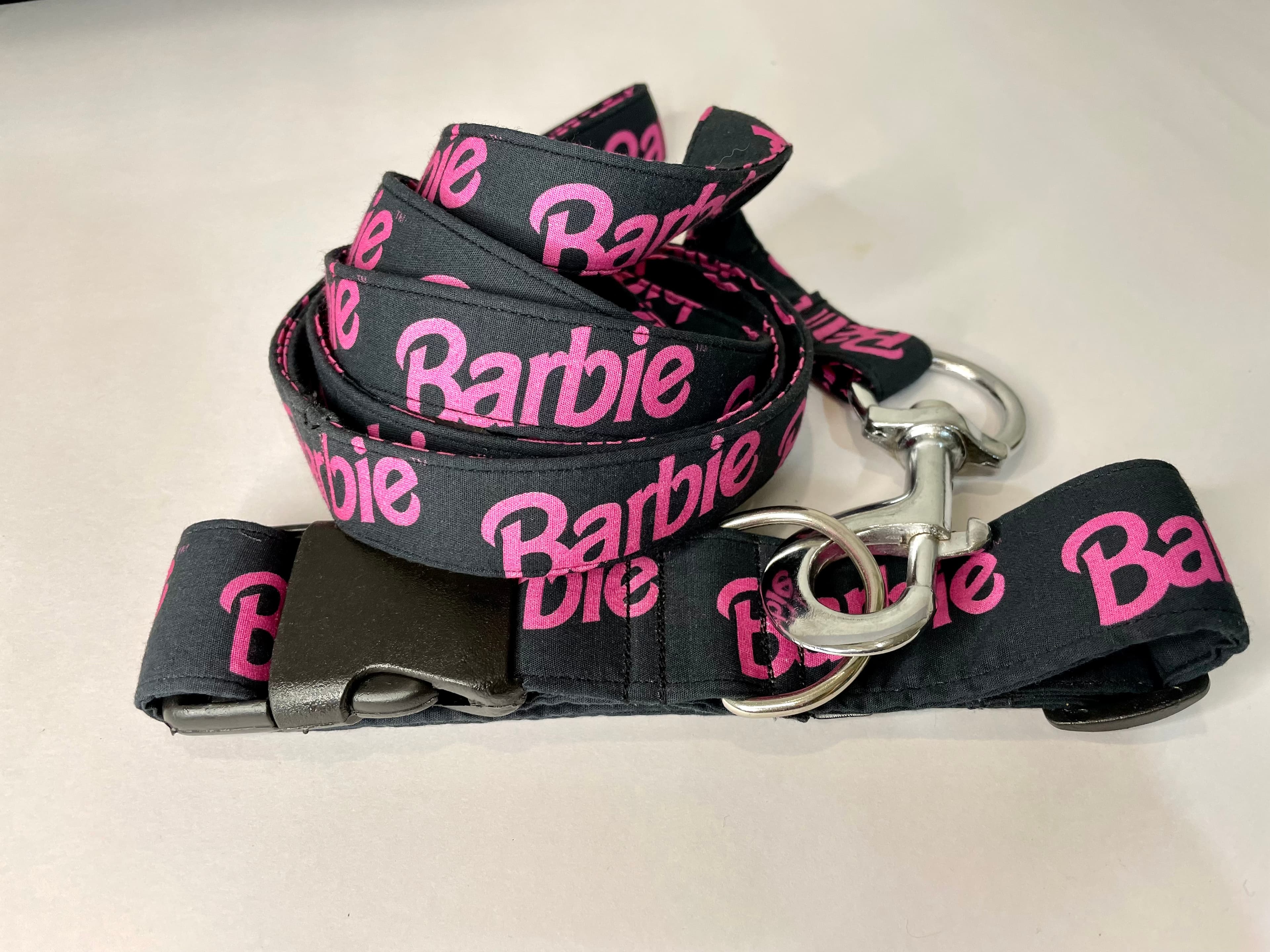 Barbie collar - leash set 
